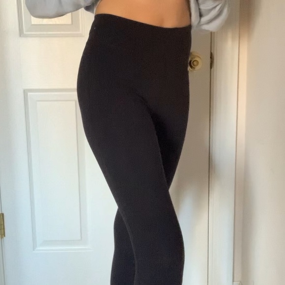 Nike Black Leggings - Picture 2 of 6